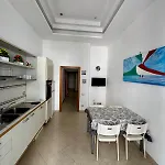 Dimora Laezza Apartman Nápoly