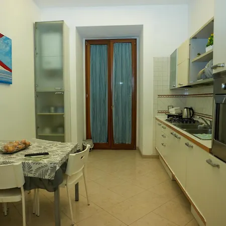 Dimora Laezza Apartment *